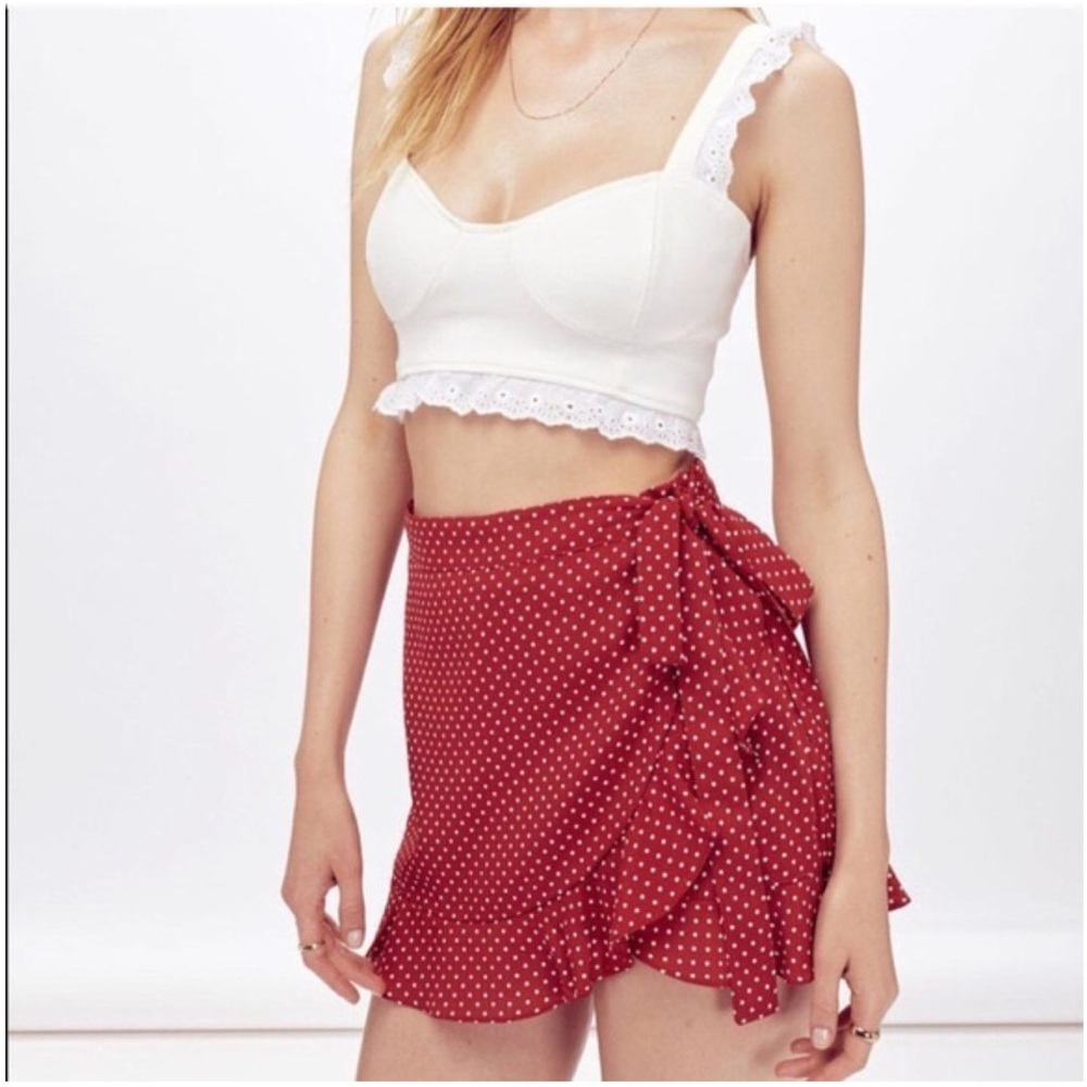 FOR LOVE AND LEMONS SPARKLER RED WHITE POLKADOT SIDE WRAP RUFFLE SKORT - Picture 10 of 10